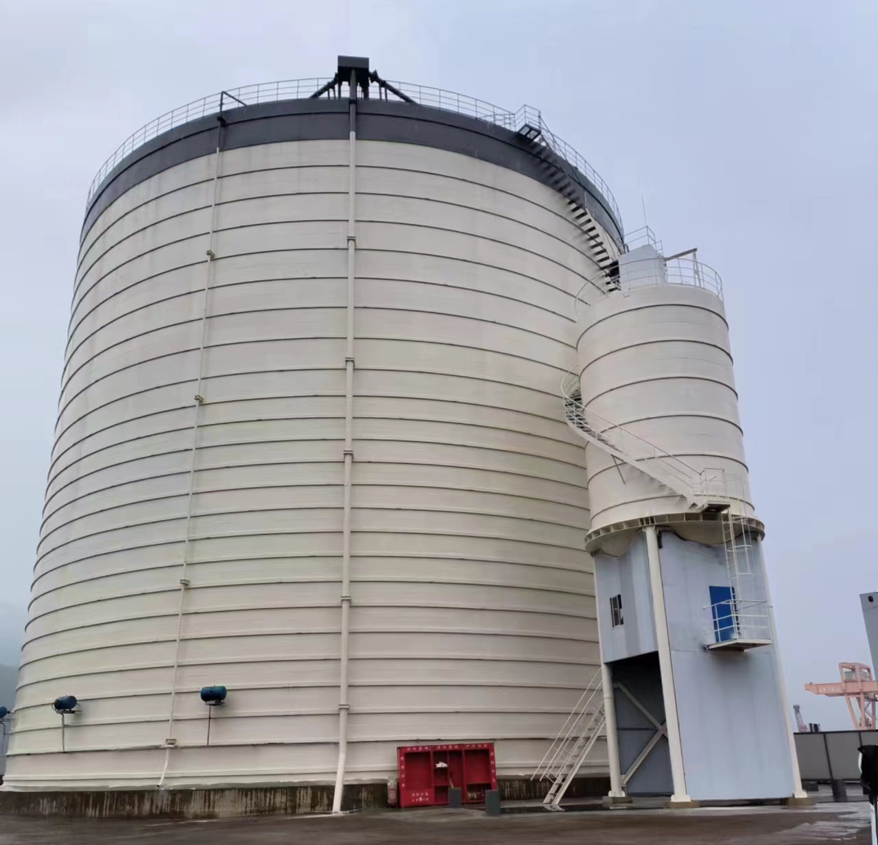 和平10万吨水泥钢板库